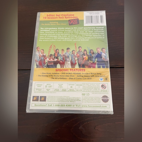Glee season 2 volume 1 - Picture 2 of 3